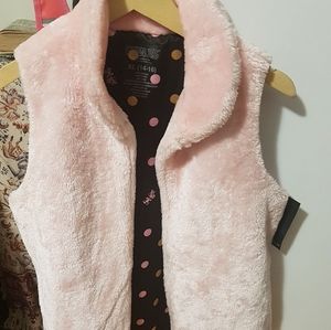 Junior (XL) Furry ("Peanuts) Vest